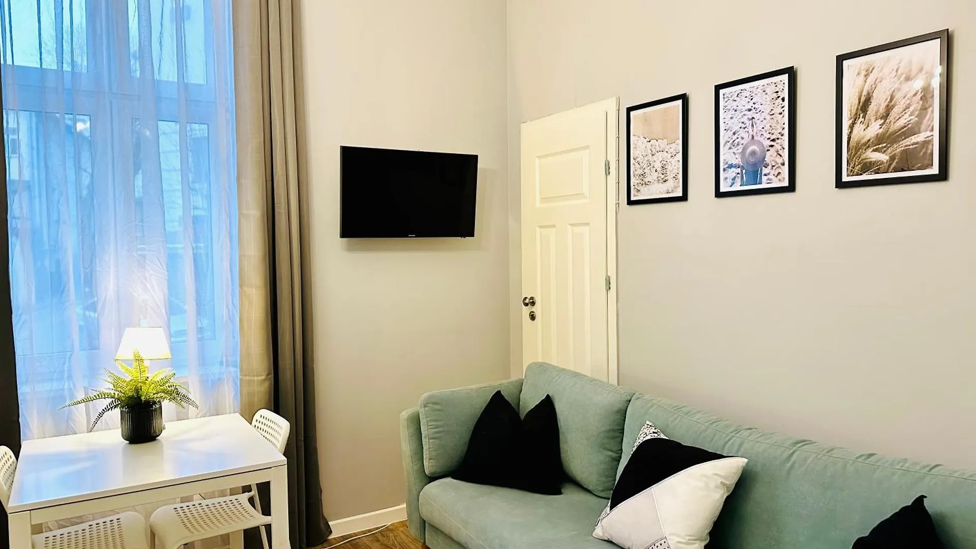 Mini Studio By The Pier VI Sopot Apartment